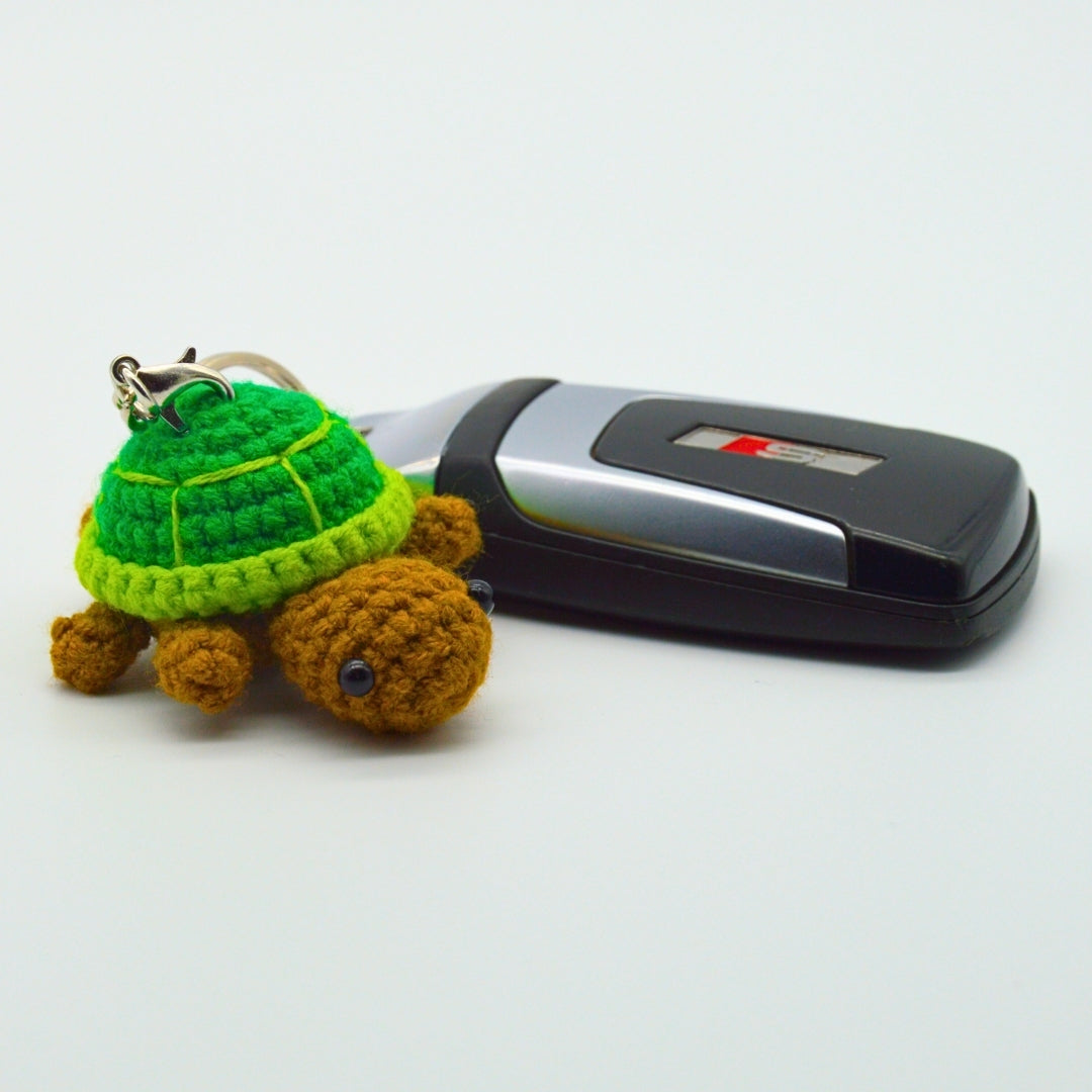 Süße Schildkröte als Anhänger für einen Autoschlüssel