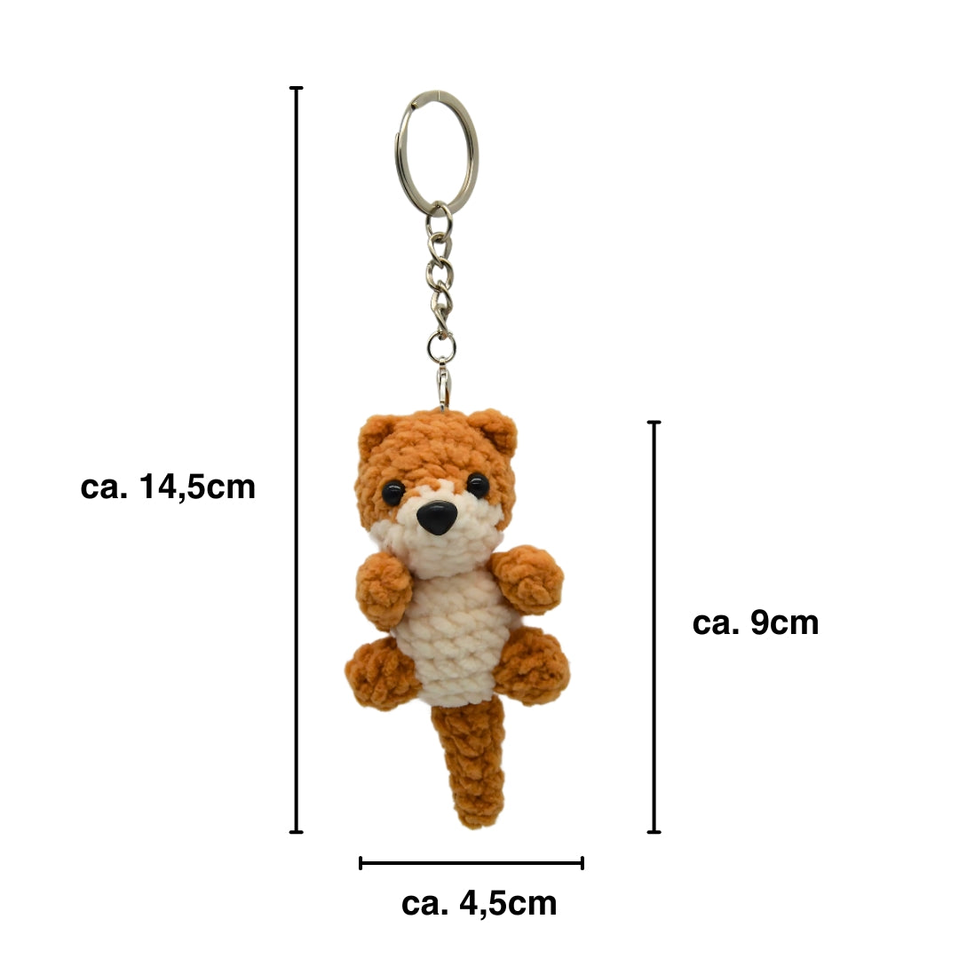 Amigurumi Otter Schlüsselanhänger bemaßt