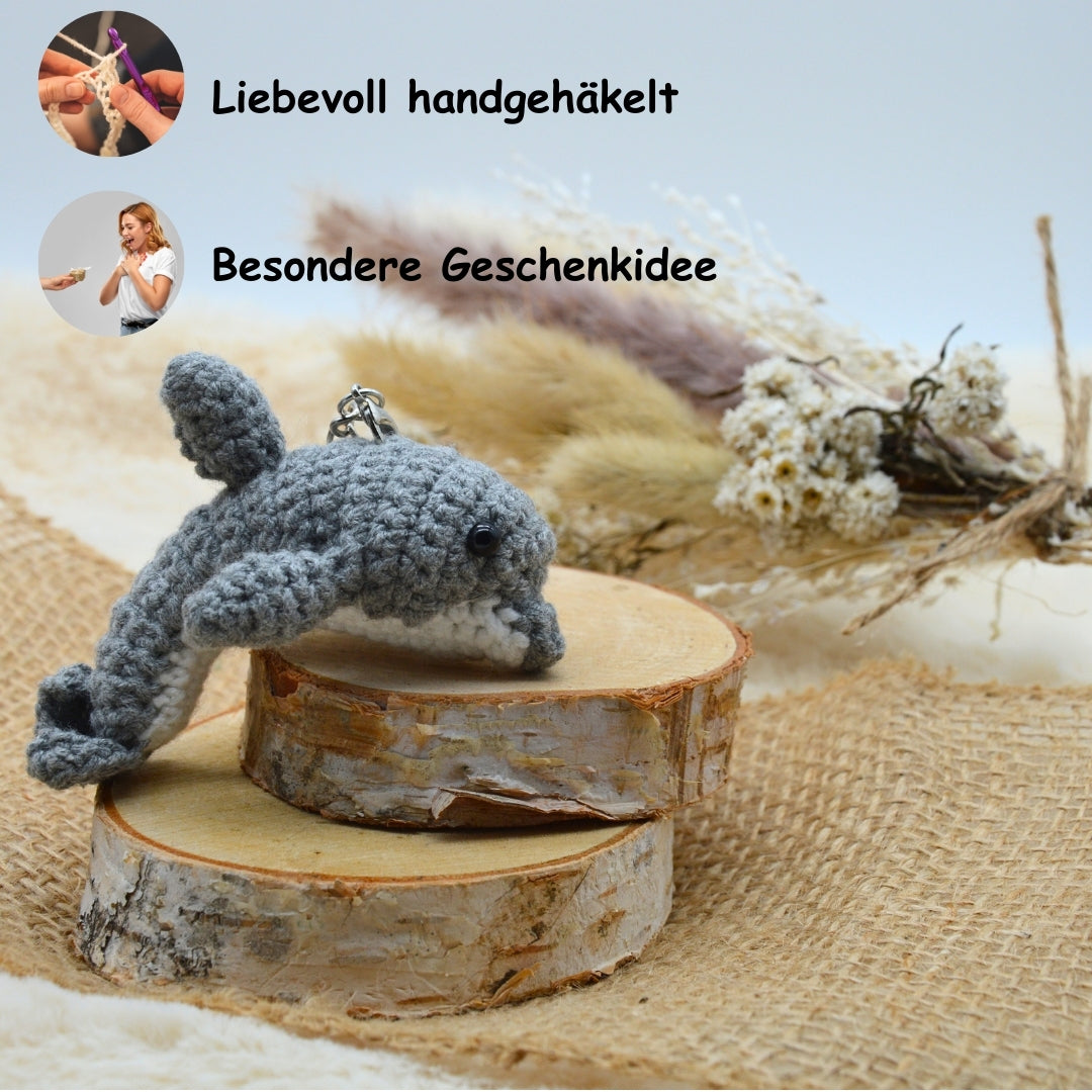Delfin Schlüsselanhänger gehäkelt mit USPs